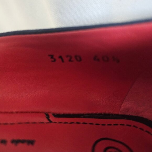 PAS DE ROUGE Women's Navy Blue Suede Pointed Toe Low Block Heel Shoes Size 40.5 - Picture 7 of 8